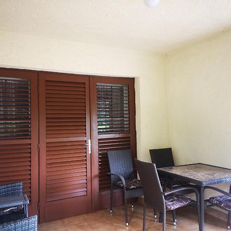 Vadasztanya Apartmanhazak Сиофок Стая снимка