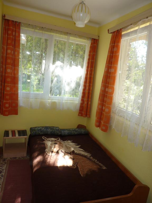 Vadasztanya Apartmanhazak Сиофок Стая снимка