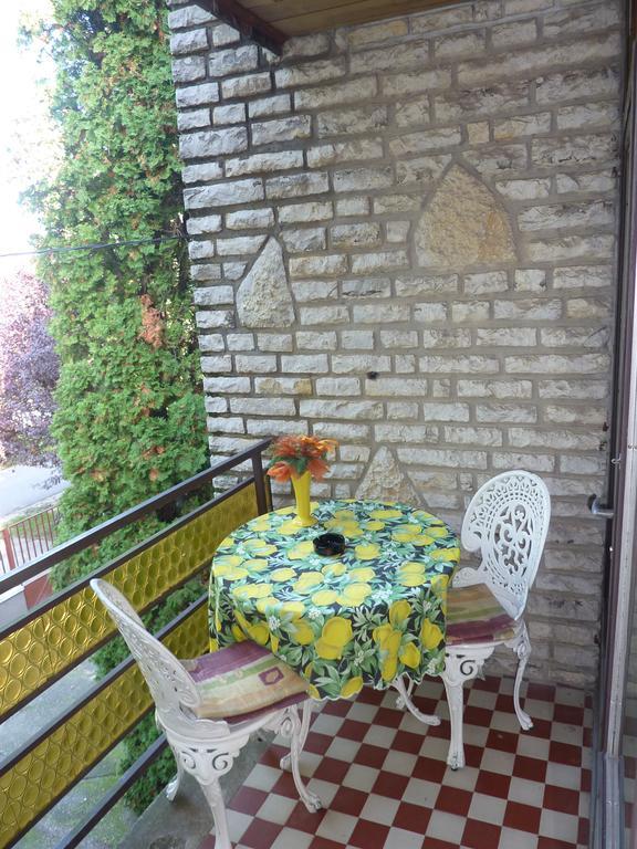 Vadasztanya Apartmanhazak Сиофок Стая снимка