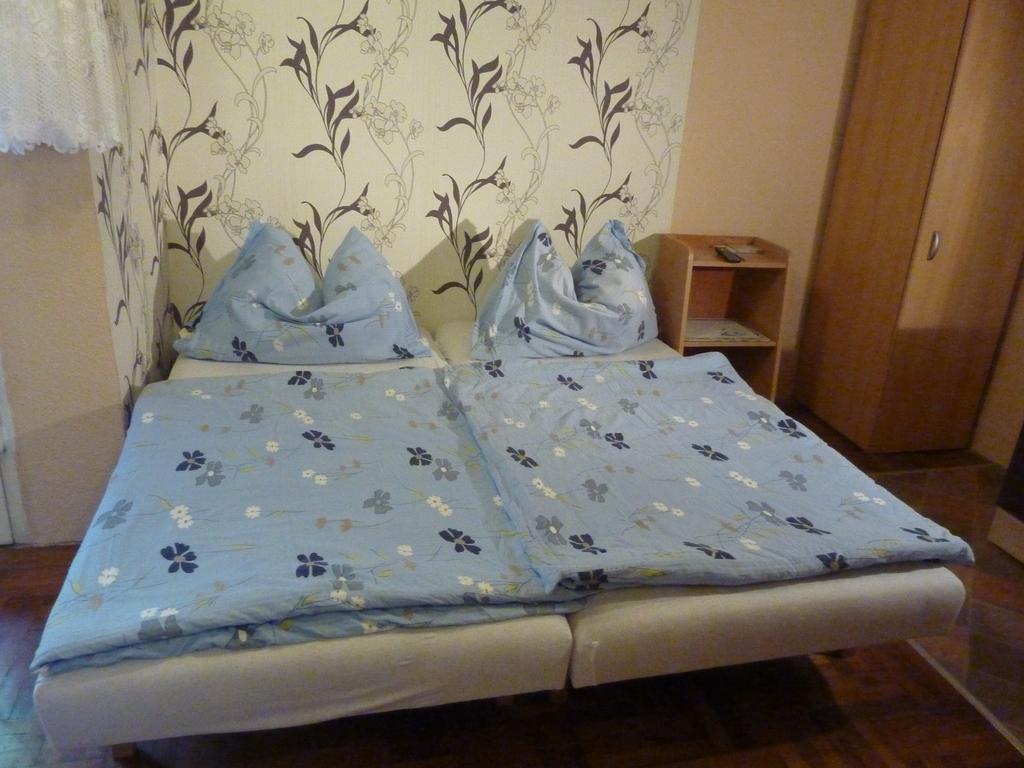 Vadasztanya Apartmanhazak Сиофок Стая снимка