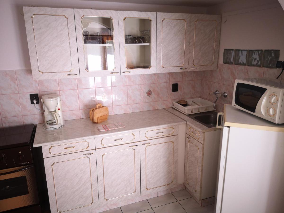 Vadasztanya Apartmanhazak Сиофок Екстериор снимка