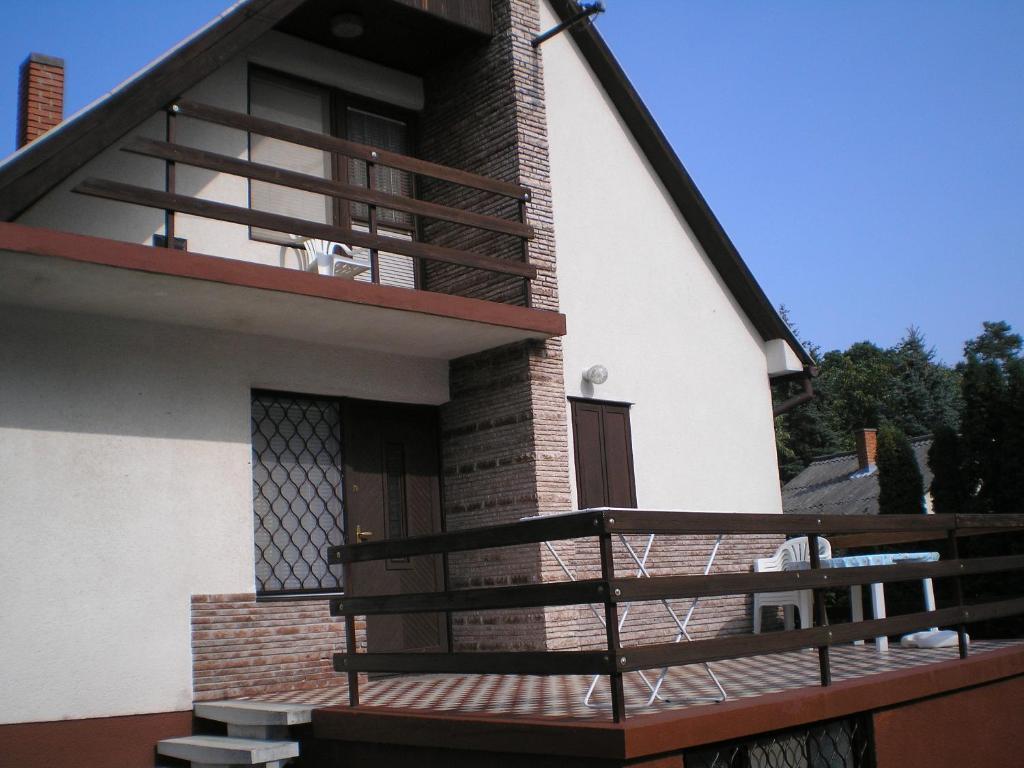 Vadasztanya Apartmanhazak Сиофок Стая снимка