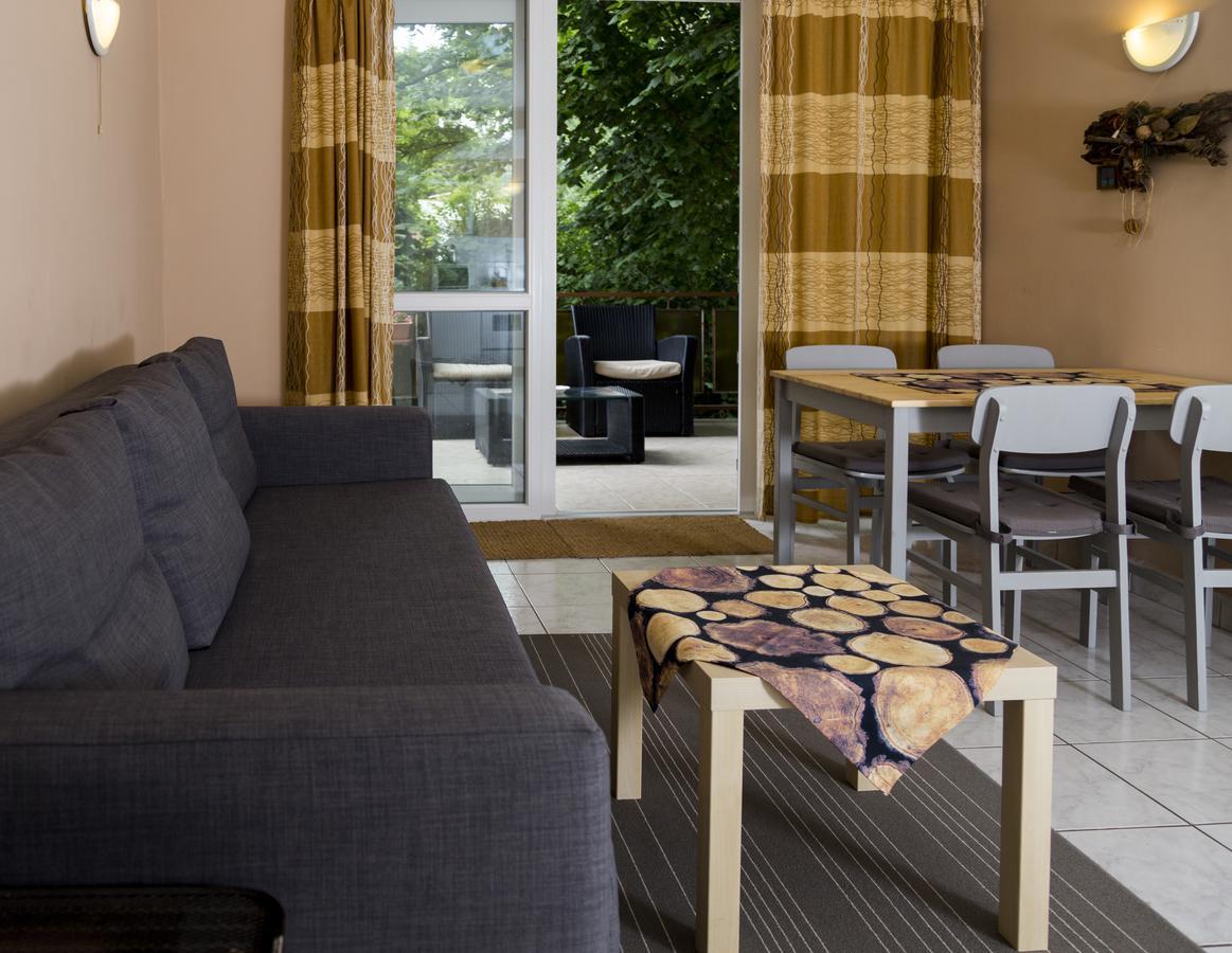 Vadasztanya Apartmanhazak Сиофок Екстериор снимка